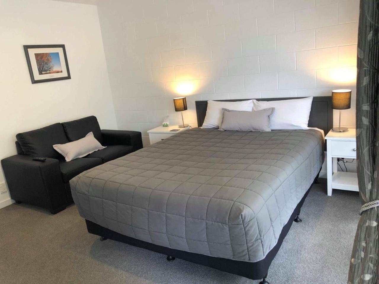 Holiday park 219 On Johns & 4*