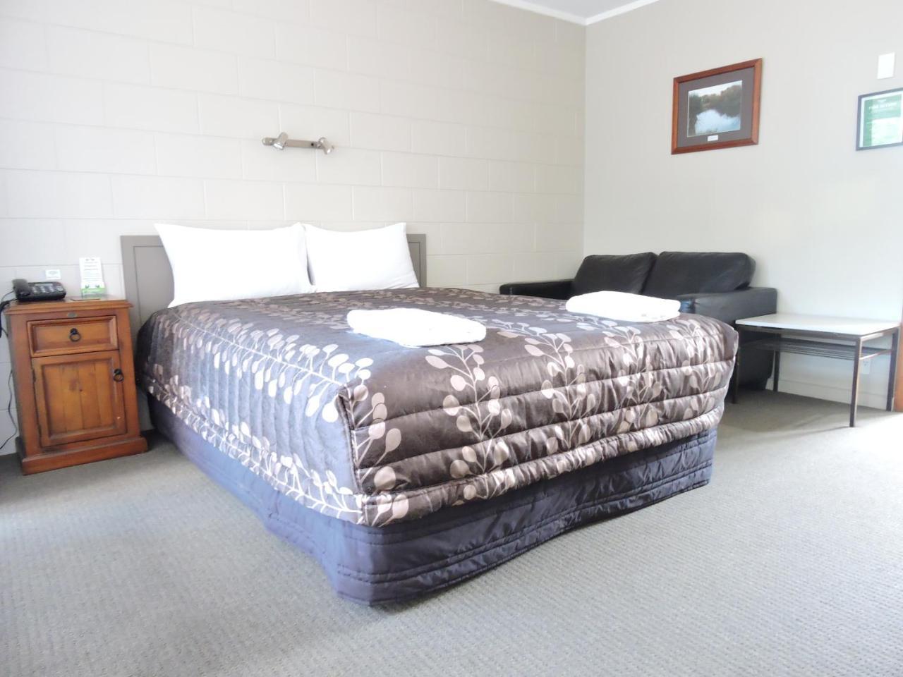 Holiday park 219 On Johns & 4*